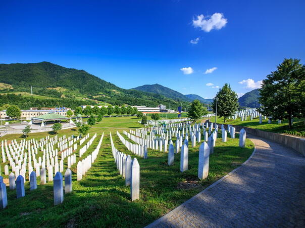 Osiguran novac za posjetu učenika srednjih škola Memorijalnom centru Potočari