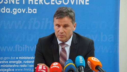 Novalić apelirao na građane da ne gomilaju zalihe