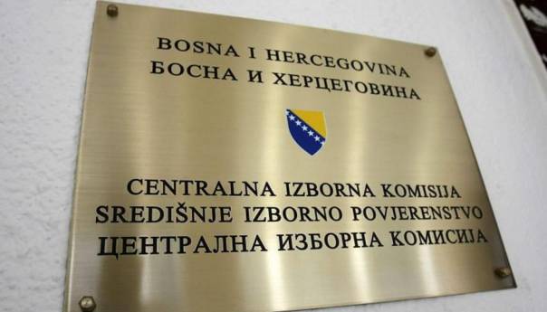 Osigurano blagovremeno izlaganje privremenih biračkih spiskova