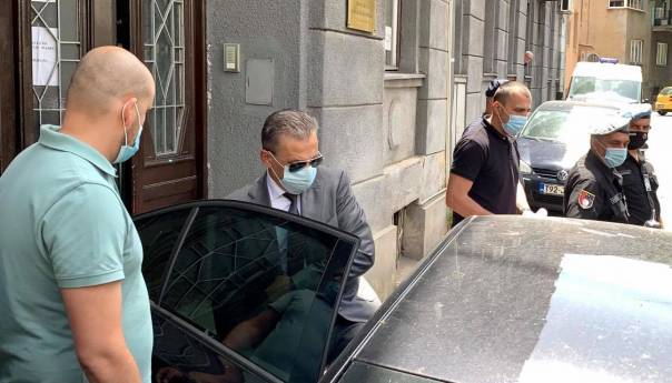 Osman Mehmadagić napustio prostorije MUP-a KS