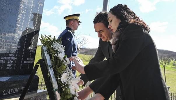 Osmani i Kurti: Srbija je genocidna država koja nije štedila ni djecu