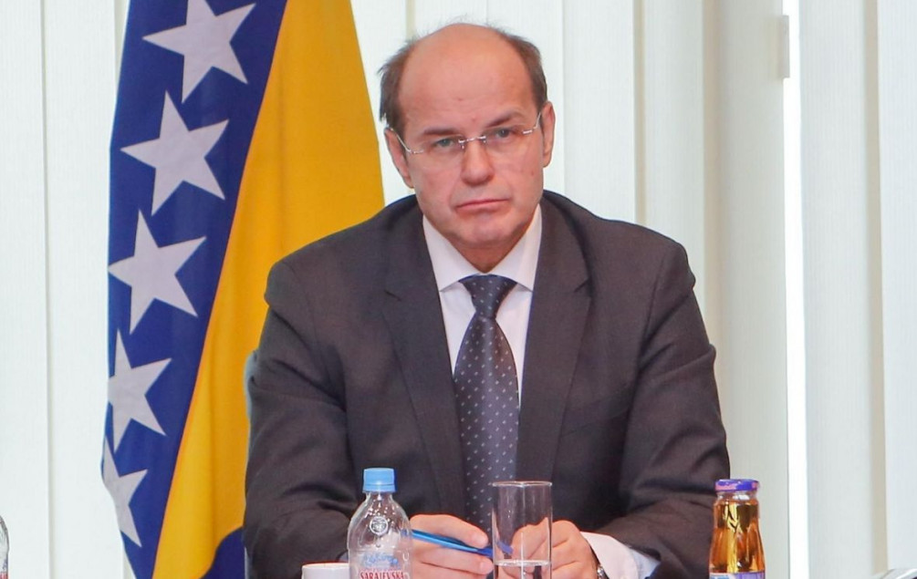 Osmanović: CIK je legalan, Dodik  ima problem sa zakonom