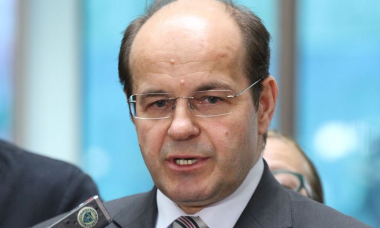 Osmanović: Pozivam Dodika da čestita Bidenu