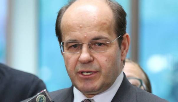 Osmanović: Pozivam Dodika da čestita Bidenu