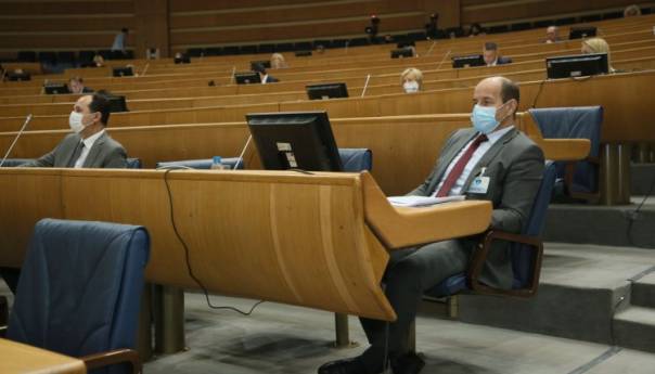 Osmanović: Zašto Vijeće ministara ne razmatra dokumente za iseljeništvo