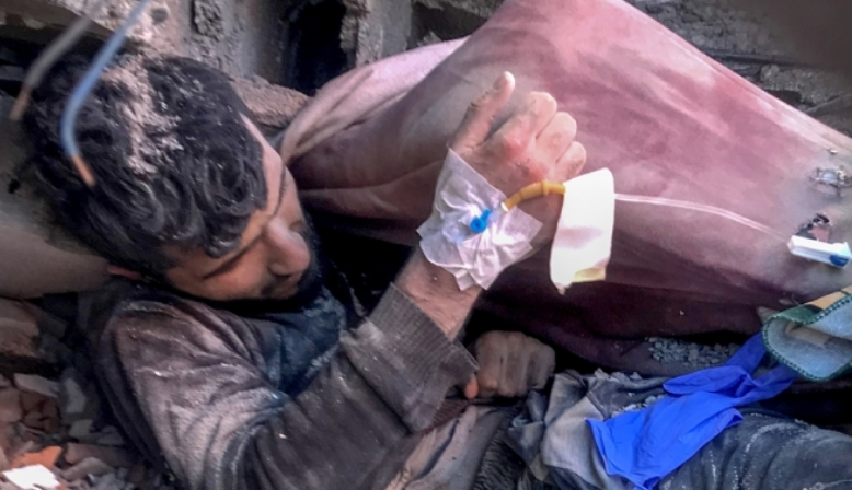 Osmog dana potrage u Adiyamanu ispod ruševina spašen 35-godišnji muškarac