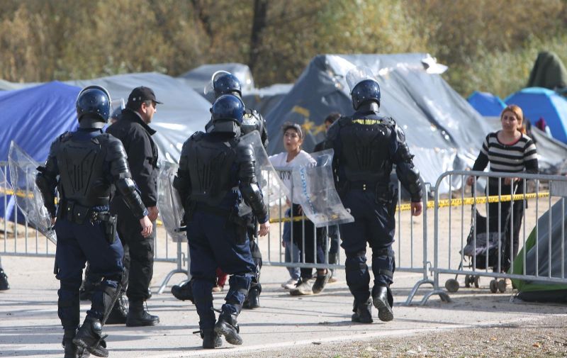 Osmogodišnji dječak iz Iraka teško ranjen u sukobu migranata u Velikoj Kladuši
