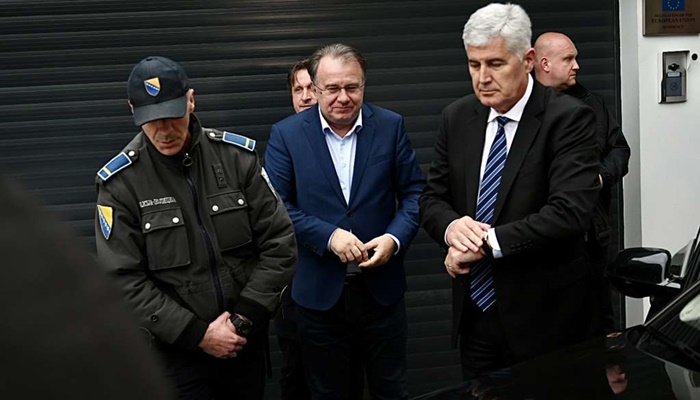 Osmorka i HDZ danas sa Christianom Schmidtom