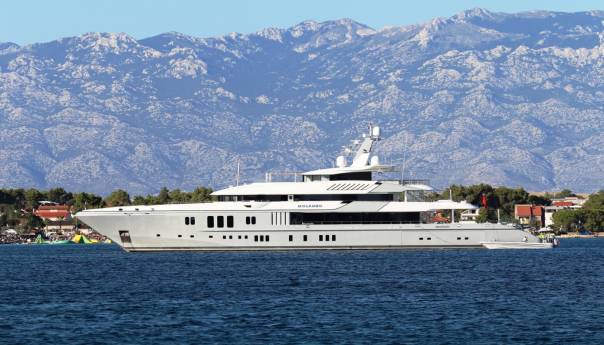 Osnivač WhatsAppa došao na Vir s tri mega jahte