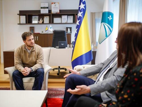 Osnovcima u Starom Gradu osiguran besplatan školski prevoz
