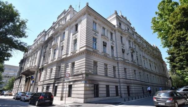 Osnovnim školama naloženo prihvatanje uvjerenja privatnih zdravstvenih ustanova