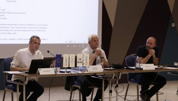 Osobe sa invaliditetom traže da se uklone fizičke i informacijske barijere