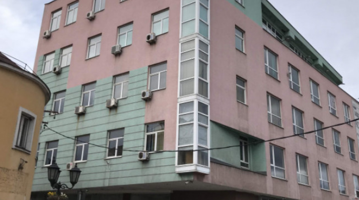 Osuđeni roditelji koji su dijete izgladnjivali i držali kao roba