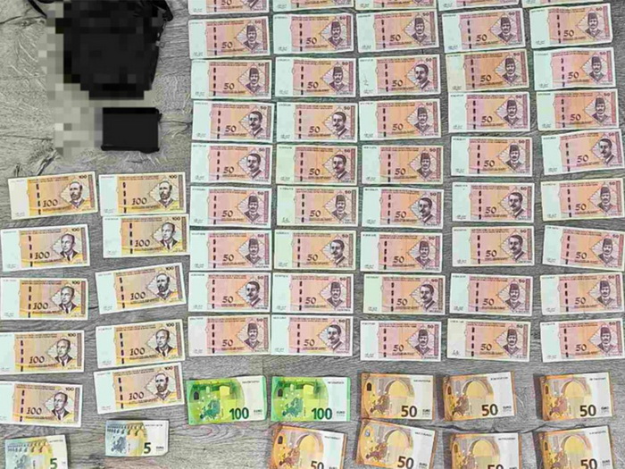 Osumnjičen za utaju: Zadržao pronađenu torbicu sa novcem
