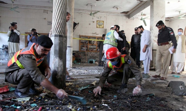 Osumnjičeni uhapšeni nakon bombaškog napada u islamskoj školi u Pakistanu
