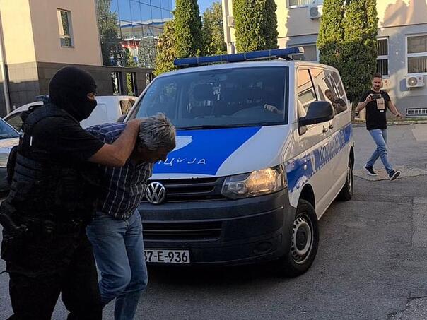 Osumnjičeni za dvostruko ubistvo u Bosanskom Šamcu predat tužilaštvu