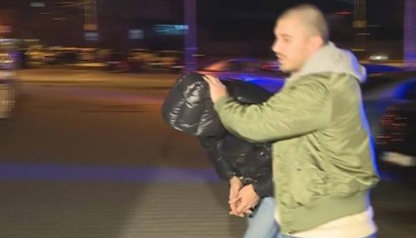 Osumnjičeni za krađu skupocjenog mercedesa predati Tužilaštvu, objavljeni detalji