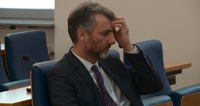 Osvrt: Lažu svi, samo Forto govori istinu!?