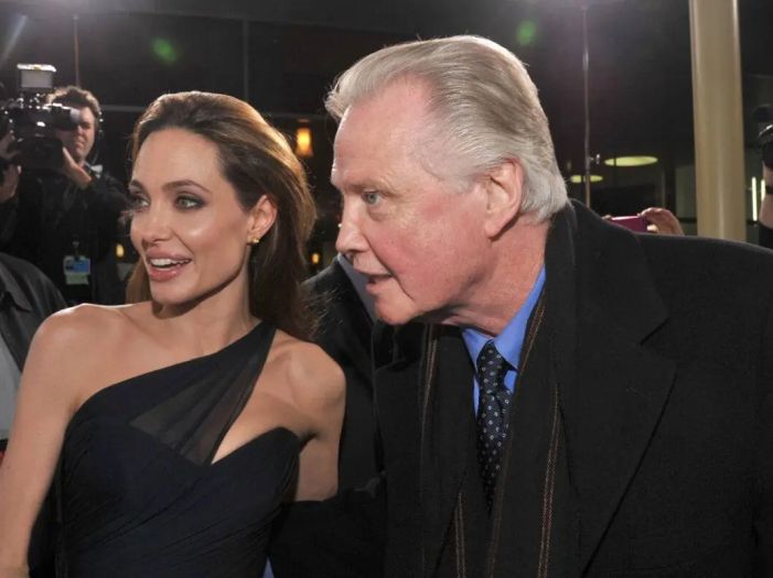 Otac Angeline Jolie kritikovao svoju kćer zbog podrške Palestini: Razočaran sam u nju