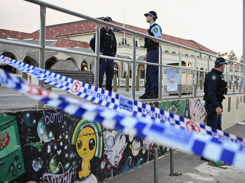 Otac i sin u Australiji napali Židove, ubili 15 ljudi