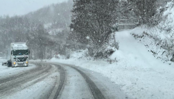 Otežano saobraćanje preko planinskih prevoja