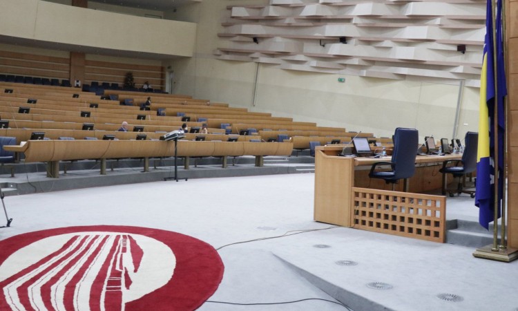 Otkazana sjednica Parlamenta BiH, nisu došli političari iz RS