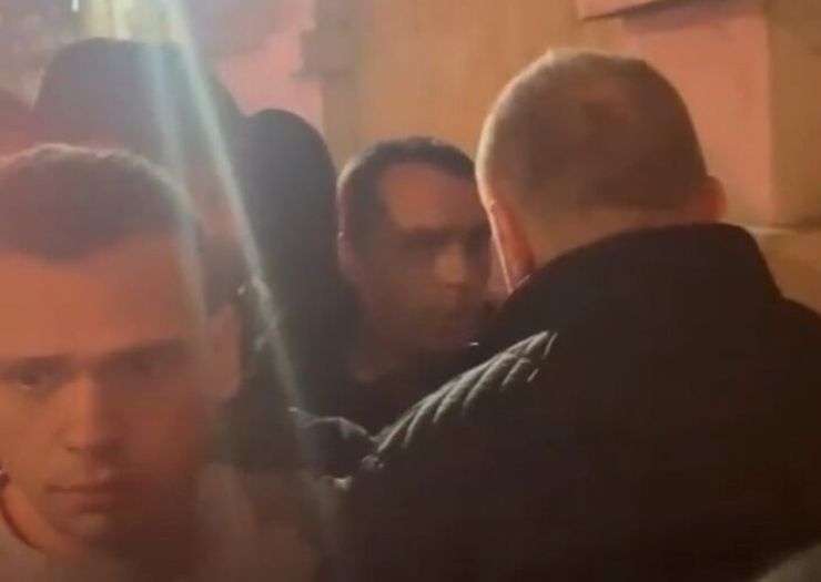 Otkriveno ko je batinaš koji je nasrnuo na Đilasa