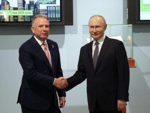 Otkriveno šta je izaslanik rekao Trumpu: Dajte Putinu ...