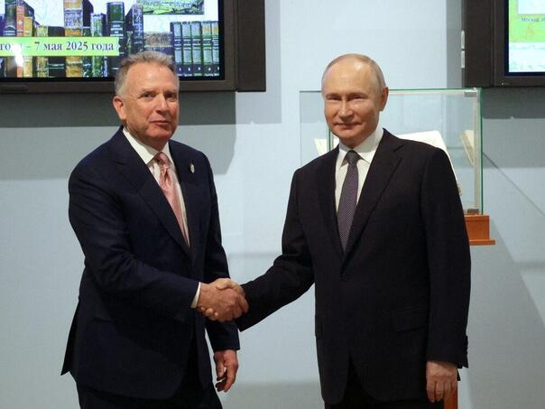 Otkriveno šta je izaslanik rekao Trumpu: Dajte Putinu ...