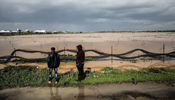 Otvaranjem brana Izrael poplavio palestinska polja