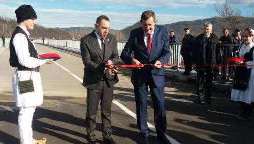 Otvoren granični prelaz i most "Bratoljub"