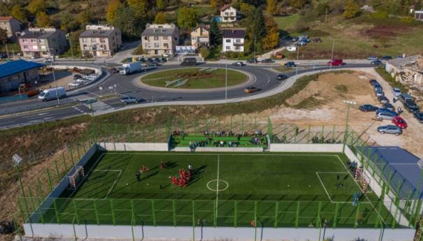 Otvoren novoizgrađeni stadion u naselju Vitkovac