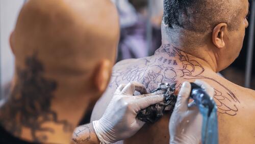 Foto: Otvoren prvi Internacionalni Sarajevo Tattoo Expo