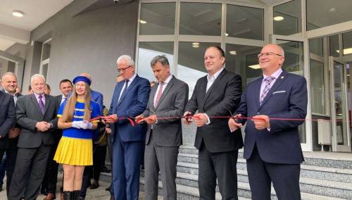 Otvoren Srednjoškolski centar u Travniku, Vlada FBiH osigurala 11,2 miliona KM