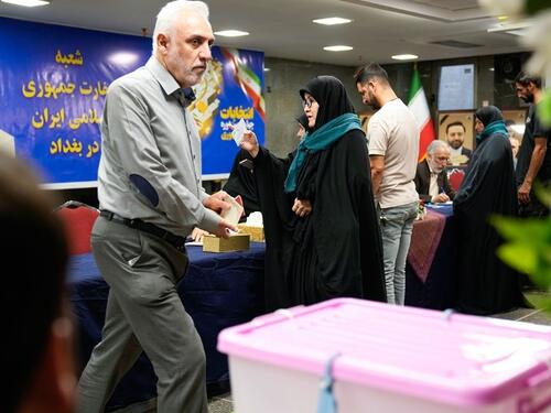 Otvorena birališta: Iran bira predsjednika