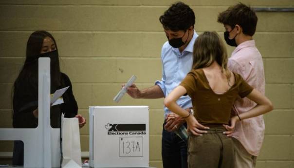 Otvorena birališta u Kanadi, Trudeauov rival konzervativac O'Toole