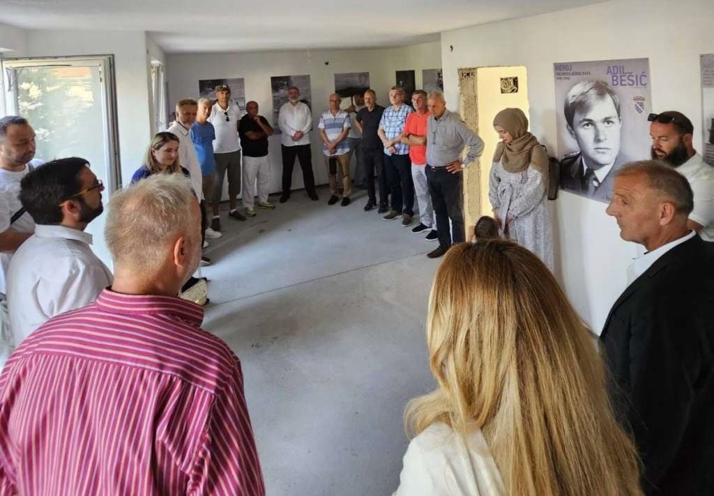 Otvorena izložba 'Adil Bešić - Heroj oslobodilačkog rata'