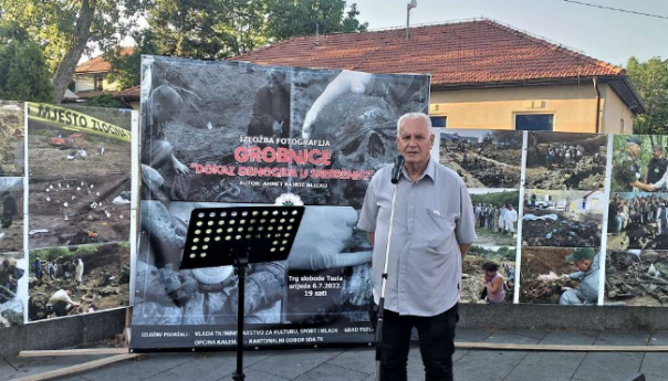 Otvorena izložba "Grobnice - dokaz genocida u Srebrenici"