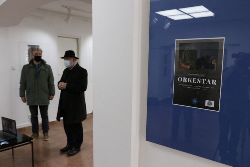 Otvorena izložba 'Orkestar' autorice Tatjane Burzanović