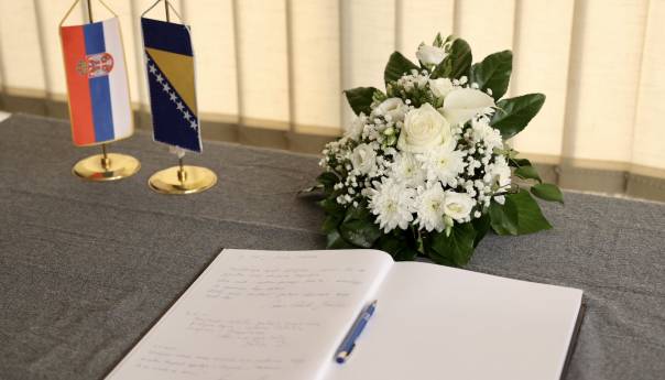 Otvorena Knjiga žalosti u Sarajevu i Banjaluci povodom masakra u Beogradu