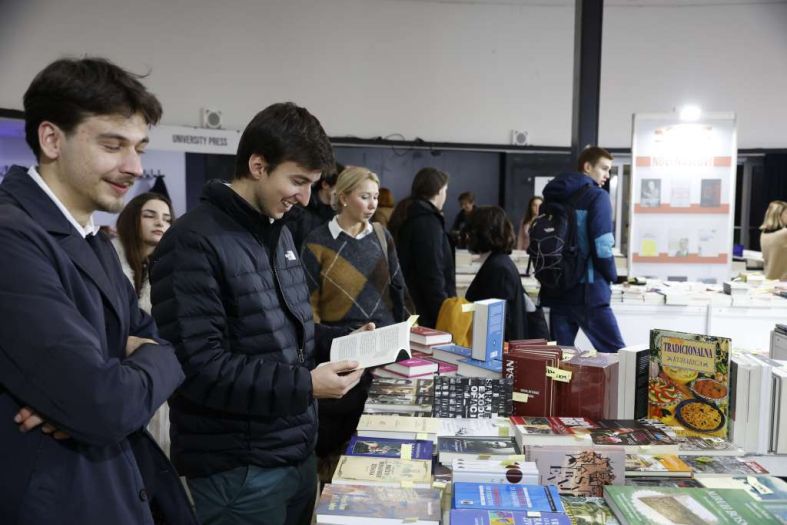 Otvoreno osmo izdanje Sajma „Knjige u nišama“