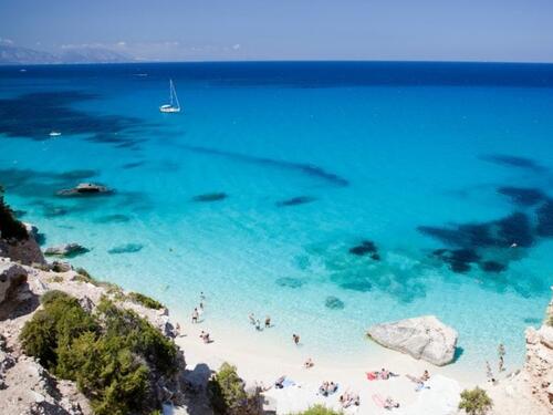 Ova plaža je proglašena najboljom na svijetu – i izgleda kao iz sna