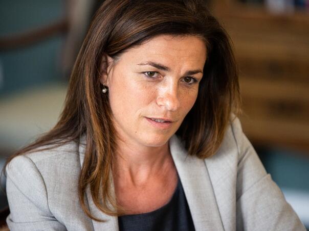 Ovo je bivša žena Petera Magyara: Od ministrice do afere