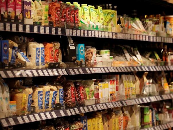 Ovo je sedam namirnica koje obično traju duže od datuma isteka