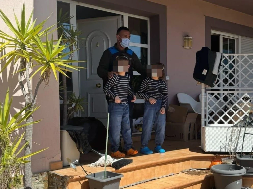 Ovo je trenutak kada su djeca njemačkog para prvi put od pandemije ugledala svjetlo dana
