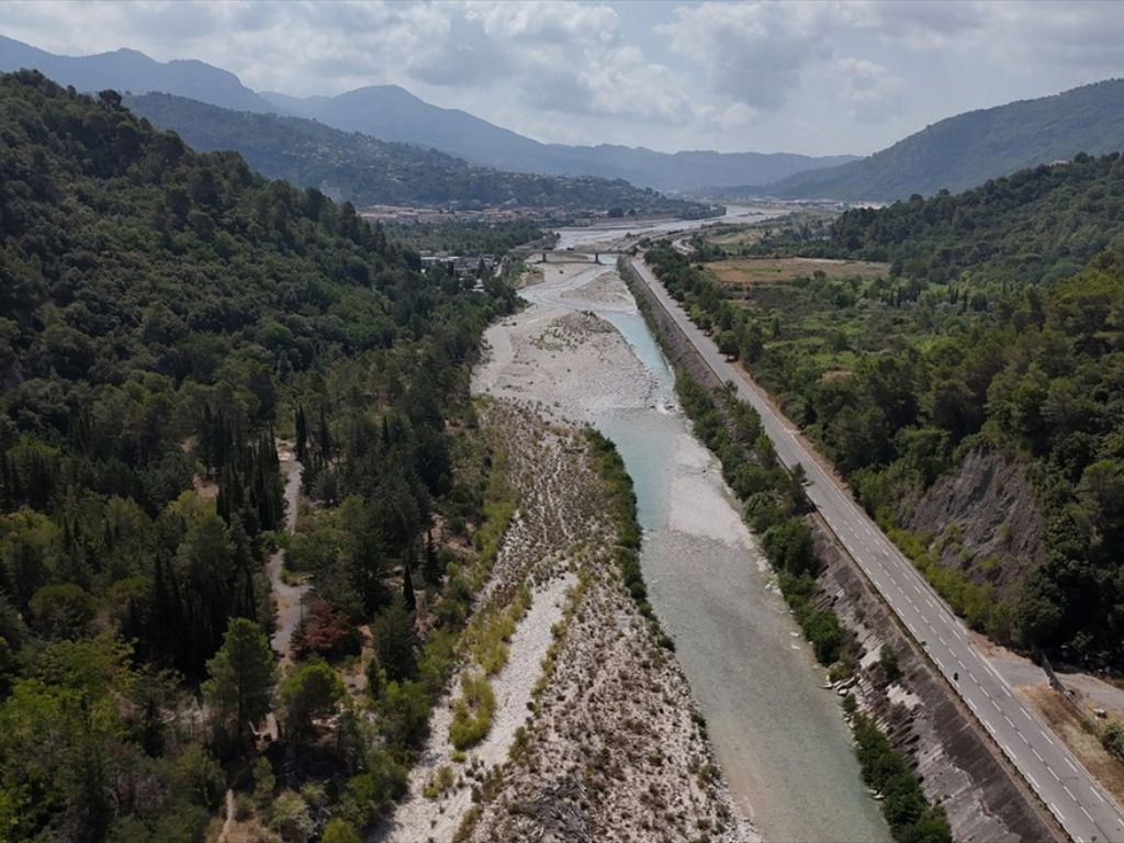 Ovo nije normalno: Ovako nakon suše izgleda najduža rijeka u Francuskoj