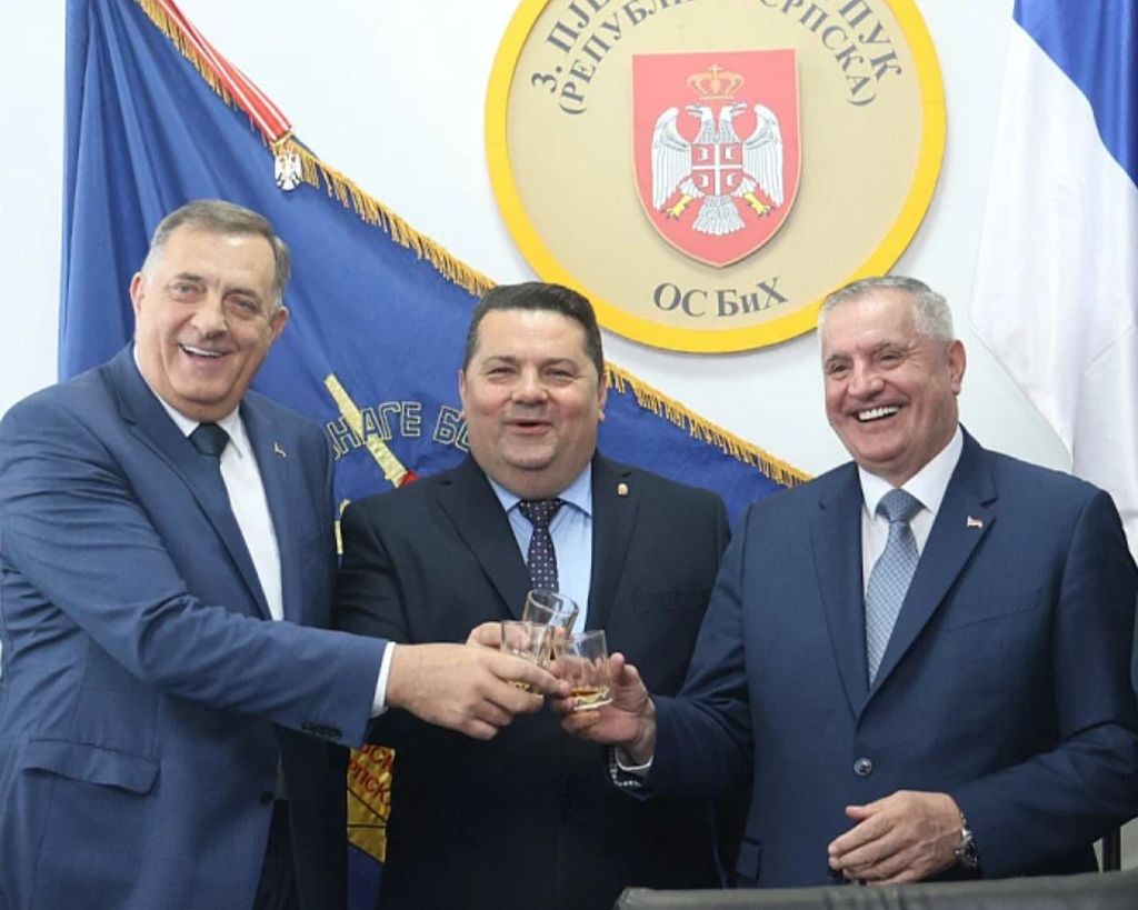 Ovo su nove zemlje koje će uvesti sankcije Dodiku, Stevandiću i Viškoviću