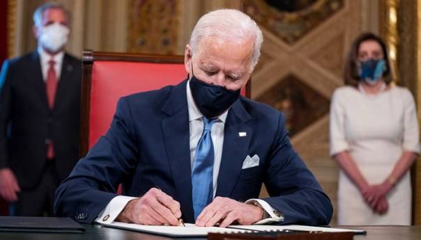 Ovo su odluke koje je Biden odmah potpisao