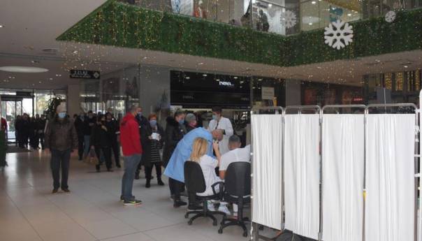 Ovog vikenda u Importanne Centru vakcinisano 477 osoba