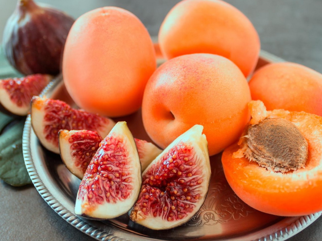 Ovu salatu svi žele na stolu: Gotova za deset minuta, puna nutrijenata koji čuvaju srce